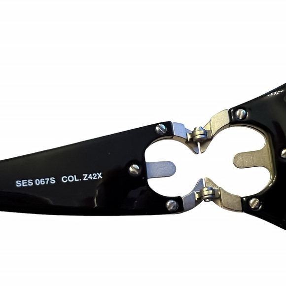 Escada SES 067S COL Z42X Black Rhinestone Logo Sunglasses – Excellent Condition - Picture 4 of 8